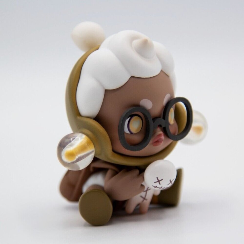 Pop Mart Skullpanda Ancient Castle Series: The Boring Explorer